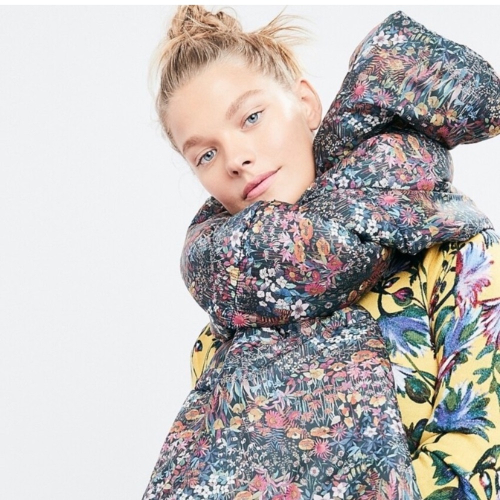 NWT J. Crew x Liberty Primaloft pull-through puffer scarf